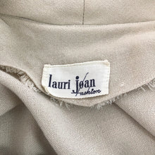 Load image into Gallery viewer, Original 1940s Natural Linen Summer Dress with Statement Buttons - Classic Piece - Bust 36 38