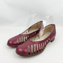 Load image into Gallery viewer, Original 1950’s Burgundy Leather Summer Sandals with Openwork Sides - UK 6 6.5