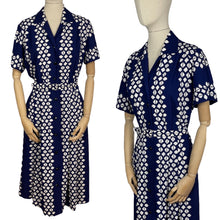 Load image into Gallery viewer, Original Volup St Michael Classic 1950s Cotton Day Dress in Navy and White Print - Bust 42 44