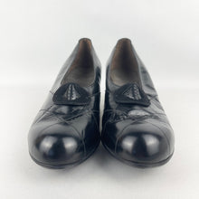Load image into Gallery viewer, Original 1930's 1940's Deadstock in Box Black Glace Kid Leather Court Shoes by Diana - UK 6 6.5