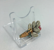 Load image into Gallery viewer, Original 1940s Make Do and Mend Bouquet of Flowers Brooch