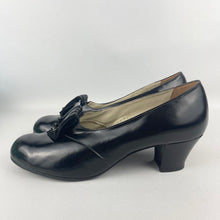 Load image into Gallery viewer, Original 1940's Black Deadstock in Box Glace Leather Marina Court Shoes with Suede Trim by Clarks - UK 6