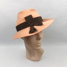 Load image into Gallery viewer, 1930s or 1940s Apricot Felt Fedora with Brown Grosgrain Trim