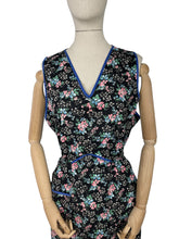 Load image into Gallery viewer, Original 1940's Volup Floral Cotton Apron - Would Make A Great Summer Dress - Bust 40 42 44
