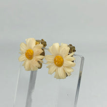 Load image into Gallery viewer, Vintage 1930s 1940s Carved Daisy Clip On Earrings