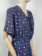Load image into Gallery viewer, Volup Original 1940s Pure Silk Stripe Day Dress - Bust 42 44