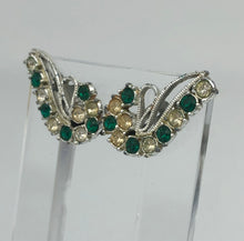 Load image into Gallery viewer, Vintage Green and Clear Paste Clip On Earrings