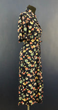 Load image into Gallery viewer, CC41 Navy Floral Cotton House Dress - Bust 38" 40”