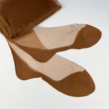 Load image into Gallery viewer, Original 1940s 1950s Fully Fashioned Fine Mesh Seamed Stockings *