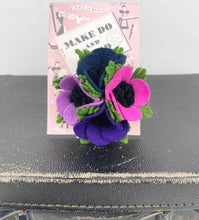 Load image into Gallery viewer, 1940's Felt Flower Anemone Corsage - Pretty Wartime Posy Brooch - Pink, Lilac, Purple and Blue