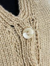 Load image into Gallery viewer, REPRODUCTION 1940s 1950s Hand Knitted Waistcoat - Bust 34 35 36