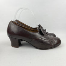 Load image into Gallery viewer, Original 1930's Brown Leather Court Shoes by Mirana - UK 4 4.5