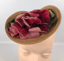 Load image into Gallery viewer, 1940s Natural Straw Hat With Large Pink Floral Decoration