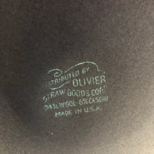 Load image into Gallery viewer, 1940s Black Felt "Chimney Pot" Hat