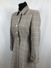 Load image into Gallery viewer, 1940s 11011 Grey and Cream Fit and Flare Check Coat - Bust 34