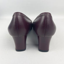 Load image into Gallery viewer, Original 1950's 1960's Burgundy Suede and Leather Court Shoes by Devonshire - Deadstock in Original Box - UK 4 *
