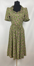 Load image into Gallery viewer, Utterly Exquisite Original 1930s Green Floral Belted Dress with Ruffle Trim and Shirring - Bust 34 35