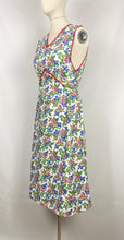 Load image into Gallery viewer, 1940s Floral Cotton Pinny - Would Make A Great Summer Dress - Bust 32 33 34 *