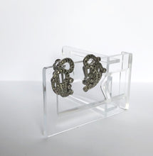 Load image into Gallery viewer, 1940s or 1950s Marcasite Clip on Earrings