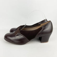 Load image into Gallery viewer, Original 1940's Deadstock Dark Brown Suede and Leather Shoes by Lotus Broadform - UK 6