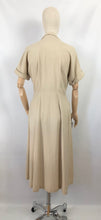 Load image into Gallery viewer, Original 1940s Natural Linen Summer Dress with Statement Buttons - Classic Piece - Bust 36 38