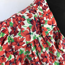 Load image into Gallery viewer, 1940s Reproduction Feed Sack Blouse in Hibiscus Print - Bust 38 40