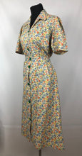 Load image into Gallery viewer, CC41 Floral Cotton House Dress - Bust 40”
