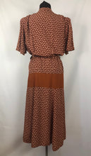 Load image into Gallery viewer, 1940s CC41 Brown and Cream Novelty Print Dress with Bows - B44 46