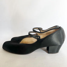 Load image into Gallery viewer, Original 1940s CC41 Black Satin Shoes - Size 7