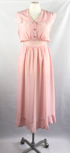 Load image into Gallery viewer, 1940s 1950s Pink Rayon and Lace Nightdress - B36