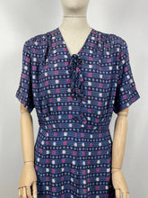 Load image into Gallery viewer, Volup Original 1940s Pure Silk Stripe Day Dress - Bust 42 44