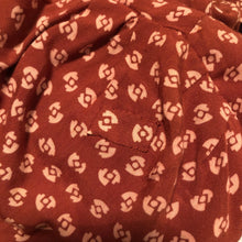 Load image into Gallery viewer, 1940s CC41 Brown and Cream Novelty Print Dress with Bows - B44 46