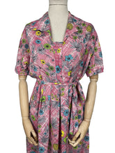 Load image into Gallery viewer, Original 1950's Pink Cotton Dress with Floral Print in Blue, Yellow, Grey and Green - Bust 38 40 *