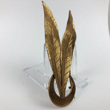 Load image into Gallery viewer, Vintage 1930s Double Feather Autumnal Brooch
