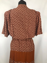 Load image into Gallery viewer, 1940s CC41 Brown and Cream Novelty Print Dress with Bows - B44 46