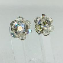 Load image into Gallery viewer, Vintage 1950s Clear Glass Clip On Earrings - Large