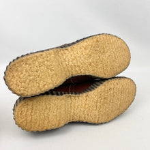 Load image into Gallery viewer, Original 1940's 1950's Chestnut Brown Leather Lace Up Shoes with Crepe Soles - UK 5 *