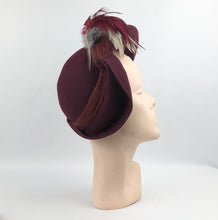 Load image into Gallery viewer, 1930s Burgundy Felt Hat with Grey and Burgundy Feather Trim
