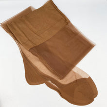 Load image into Gallery viewer, Original 1940s 1950s Fully Fashioned Fine Mesh Seamed Stockings *