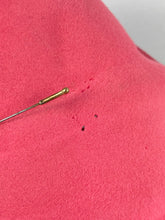 Load image into Gallery viewer, Charming Original 1950's Rosebud Pink Felt Hat with Black and Faux Pearl Trim *