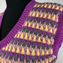 Load image into Gallery viewer, Reproduction 1940s Striped Pullover - B34 36