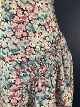Load image into Gallery viewer, Exceptionally Beautiful 1930s Floral Dress - Bust 34 35 36