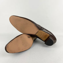 Load image into Gallery viewer, Original 1920s or 1930s Brown Leather Shoes with Beaded Trim - UK Size 6 6.5