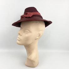 Load image into Gallery viewer, Original Late 1930s Burgundy Straw Hat with Large Grosgrain Bow Trim