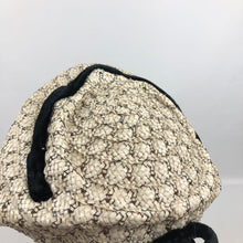 Load image into Gallery viewer, 1950s New Look Hat in Black and White with Bow Trim