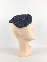 Load image into Gallery viewer, Original 1950s Navy Blue Lacquered Raffia Hat