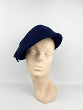 Load image into Gallery viewer, Original 1940s Navy Blue Felt Hat with Felt Trim