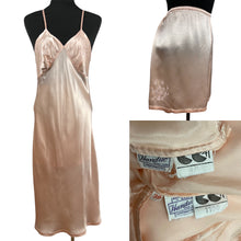 Load image into Gallery viewer, Original 1940's CC41 Matching Set with French Knickers and Slip - Bust 36