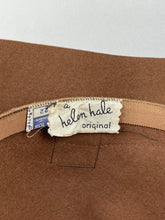 Load image into Gallery viewer, Original 1940's New York Creation Brown Felt Hat - Helen Hale Original *