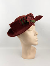 Load image into Gallery viewer, Original 1930s Chestnut Felt Hat with Cutout Detail and Green Grosgrain Trim - AS IS